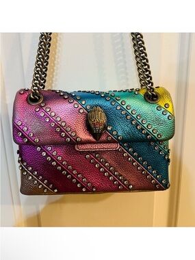 Kurt Geiger Crystal Mini
Kensington Bag
RETAIL $328 EUC